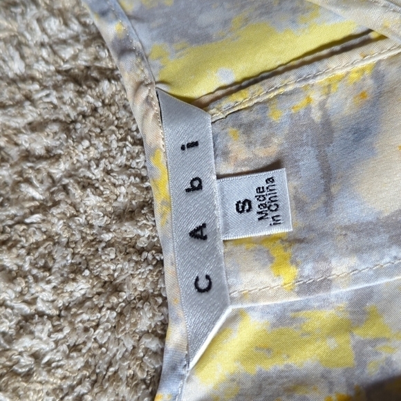 CAbi 100% Silk Sleeveless Blouse Top Buttons at Back - Picture 6 of 11